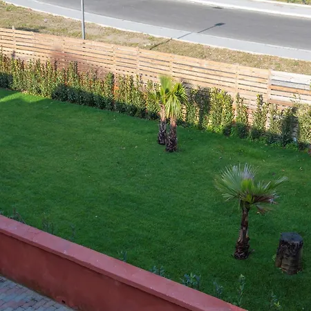 Domus Porto Di Traiano Bed & Breakfast 3*